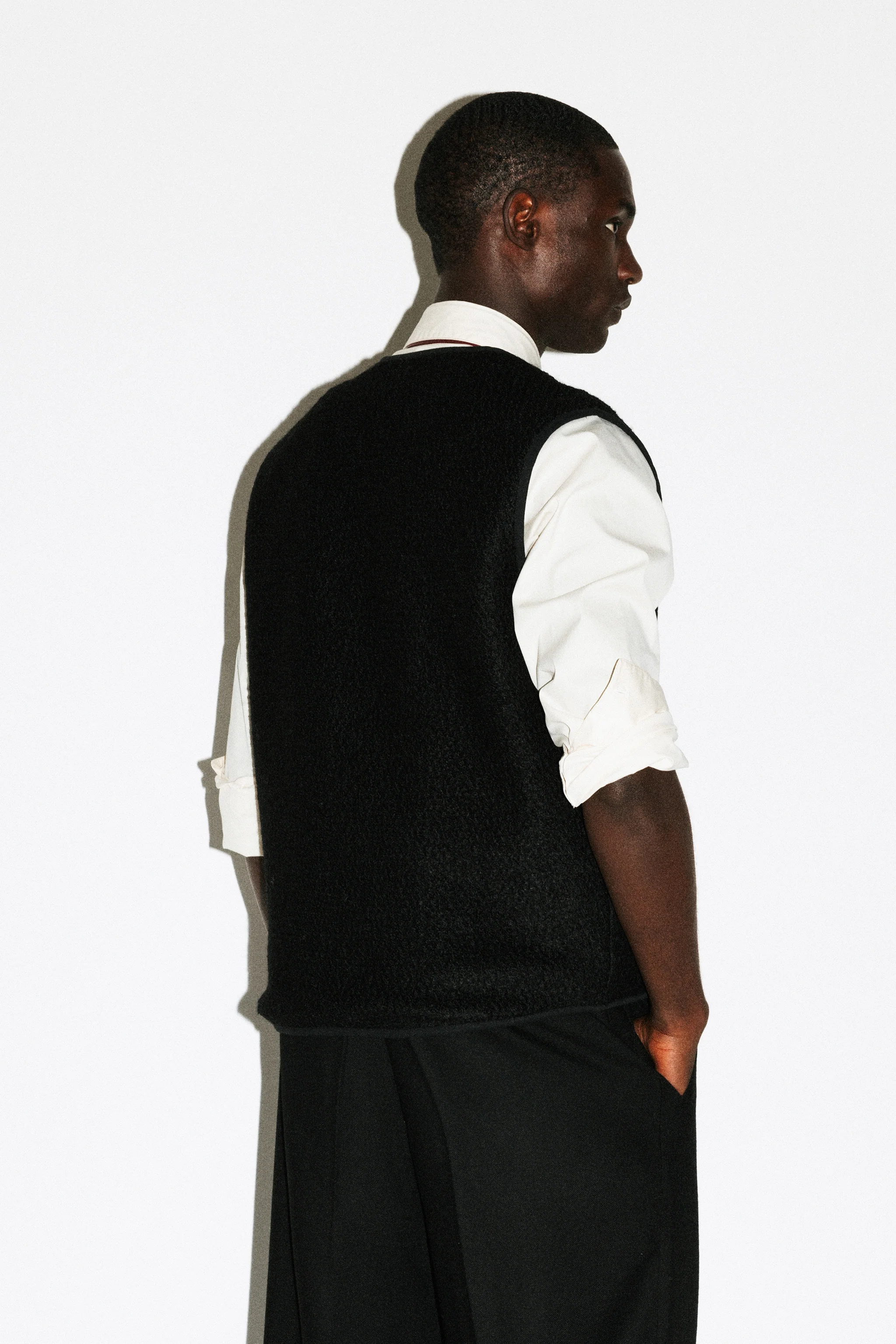 Alta Textural Teddy Gilet - Image 3