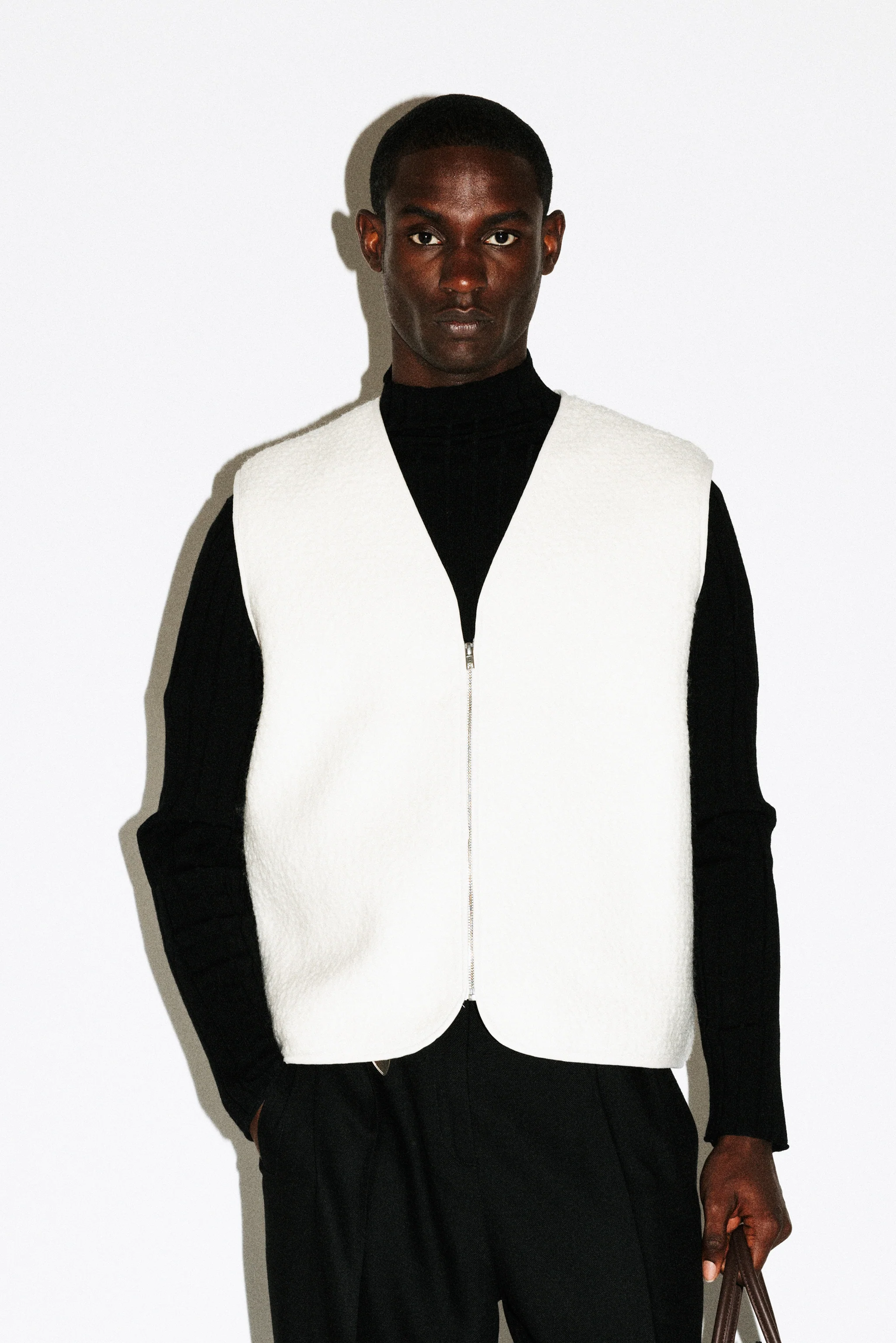 Alta Textural Teddy Gilet - Image 5