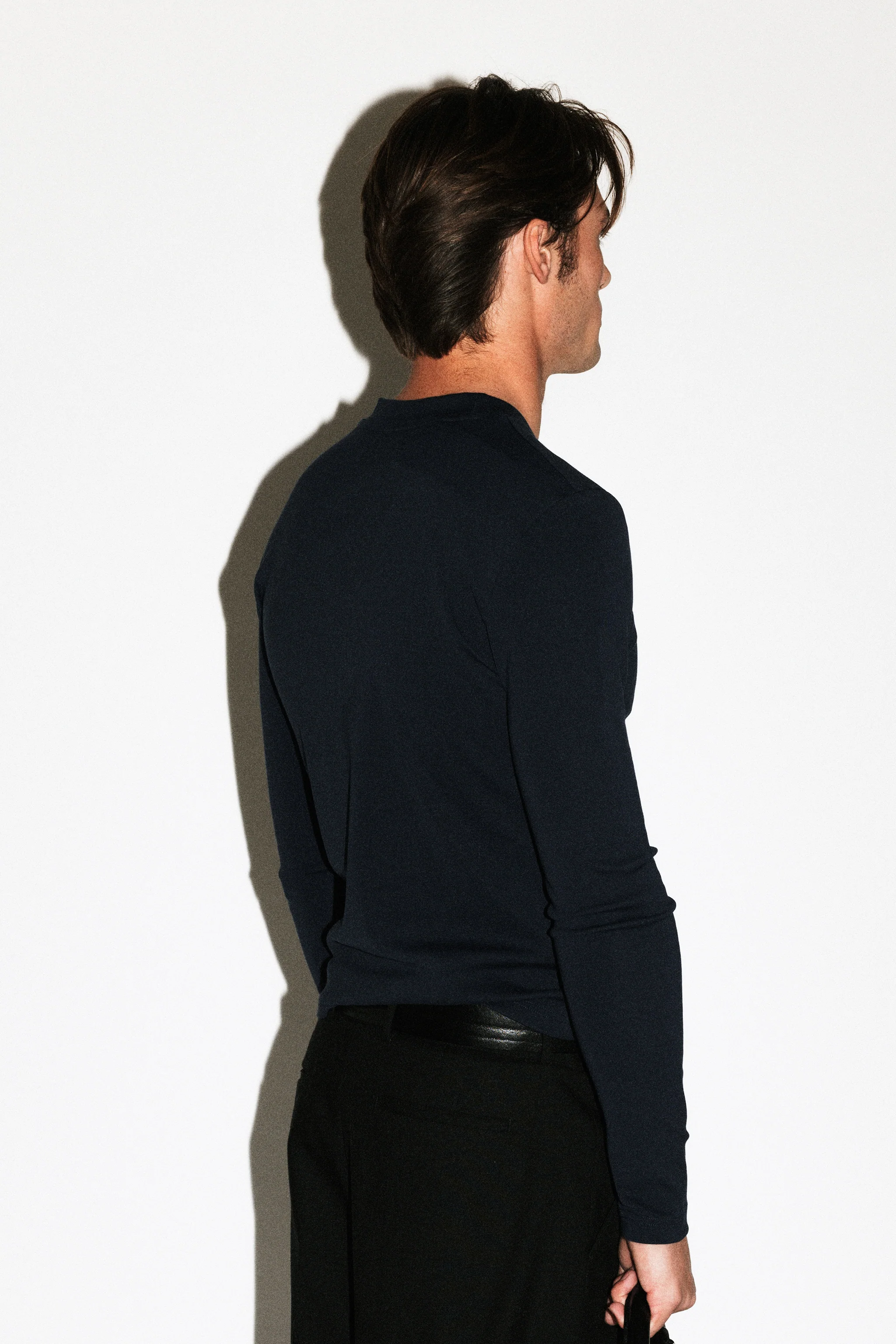 Benton Slim Long Sleeve Tee - Image 23