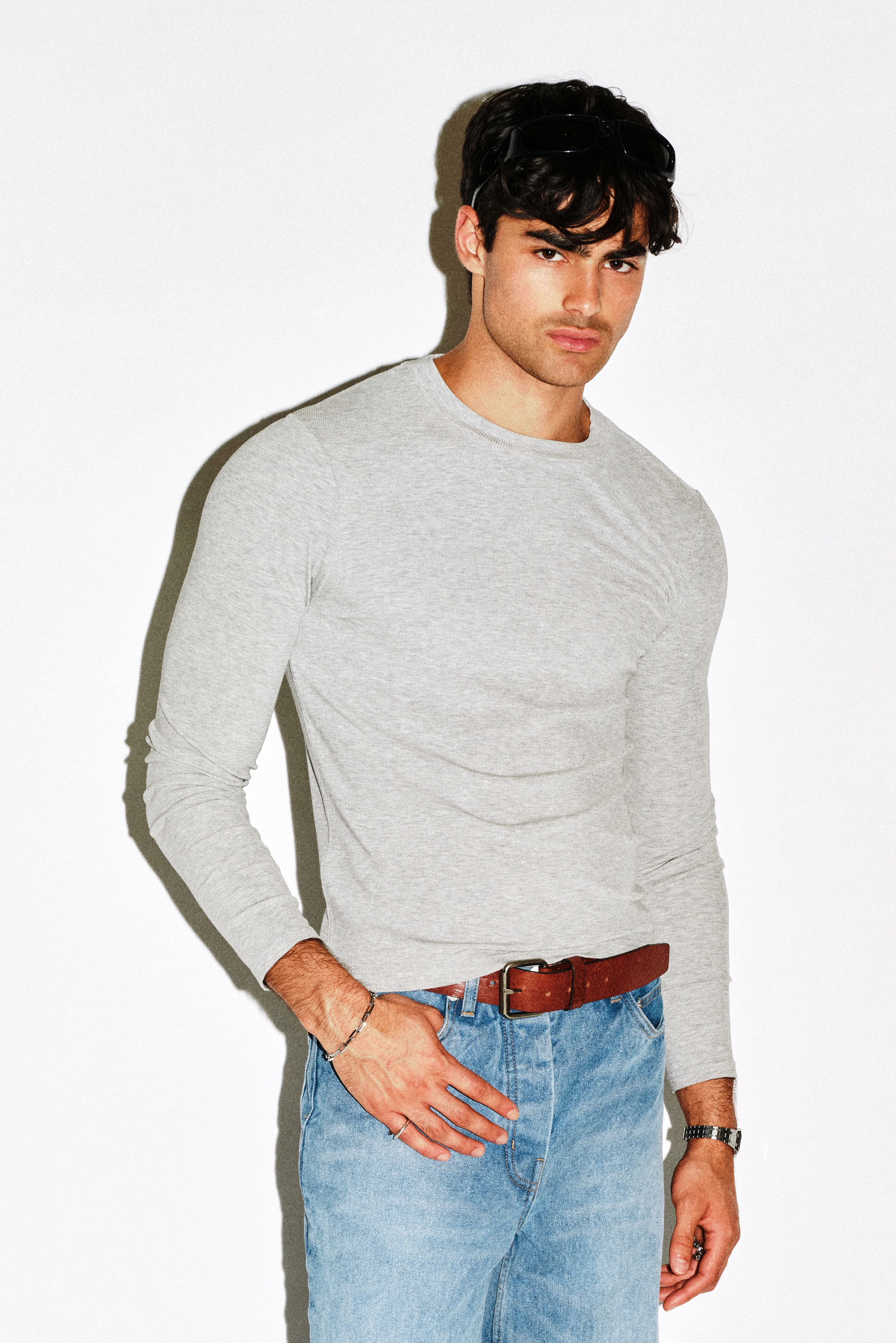 Berendo Slim Ribbed Long Sleeve - Image 10