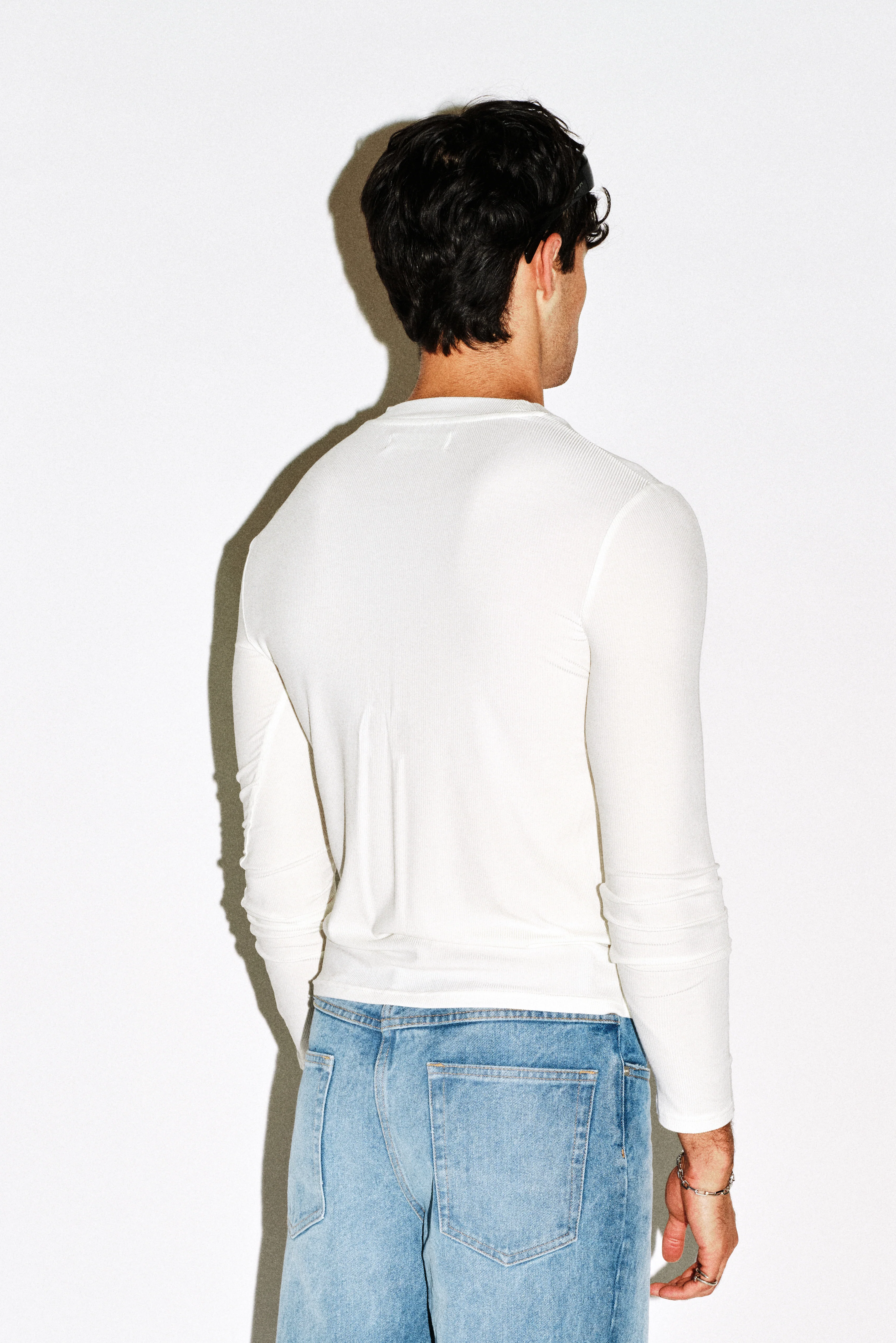 Berendo Slim Ribbed Long Sleeve - Image 7