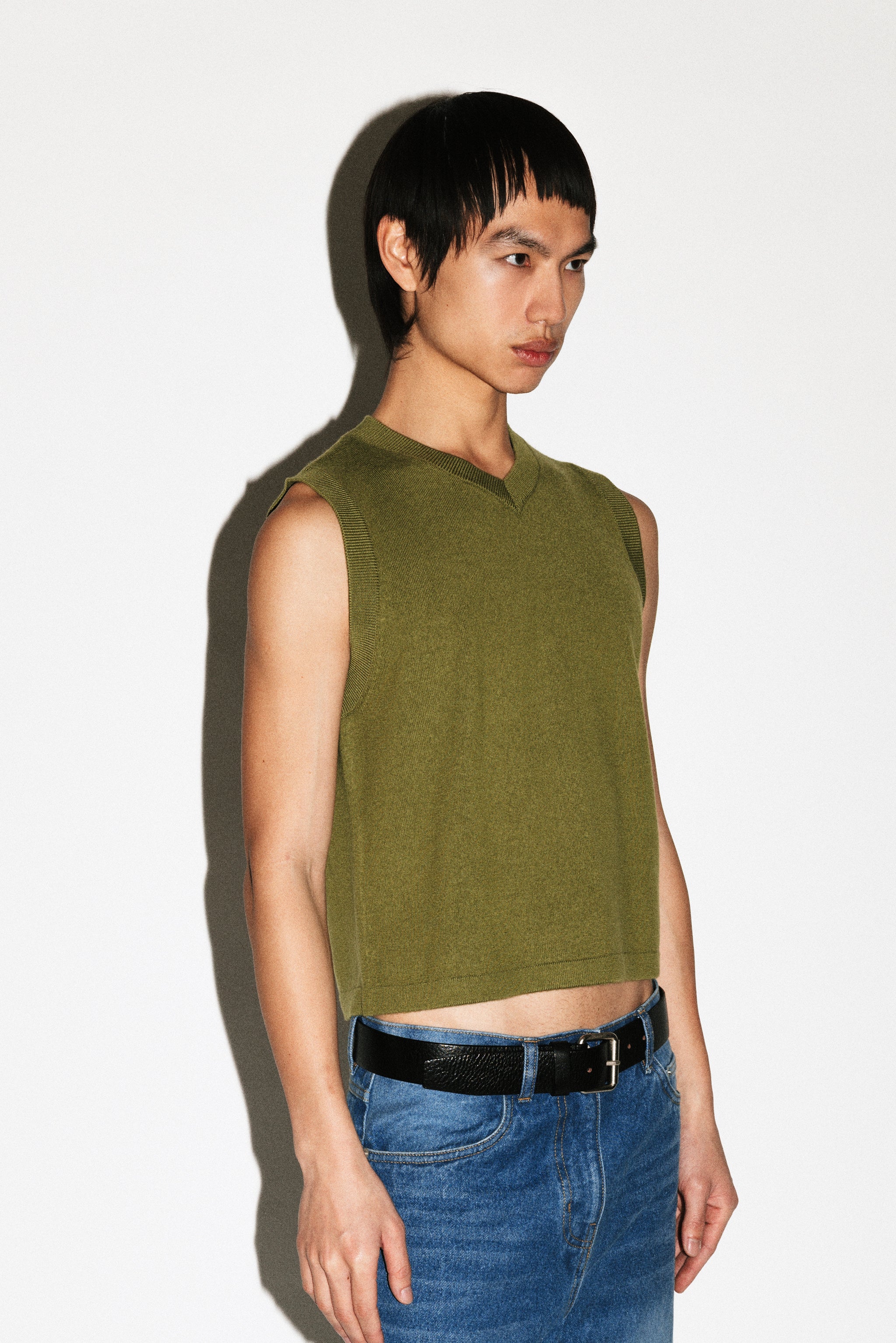 Berkeley Merino V-Neck Vest - Image 6