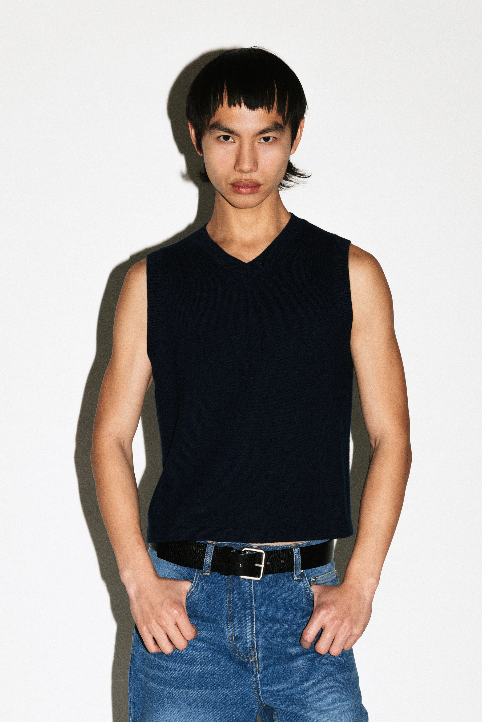 Berkeley Merino V-Neck Vest - Image 9