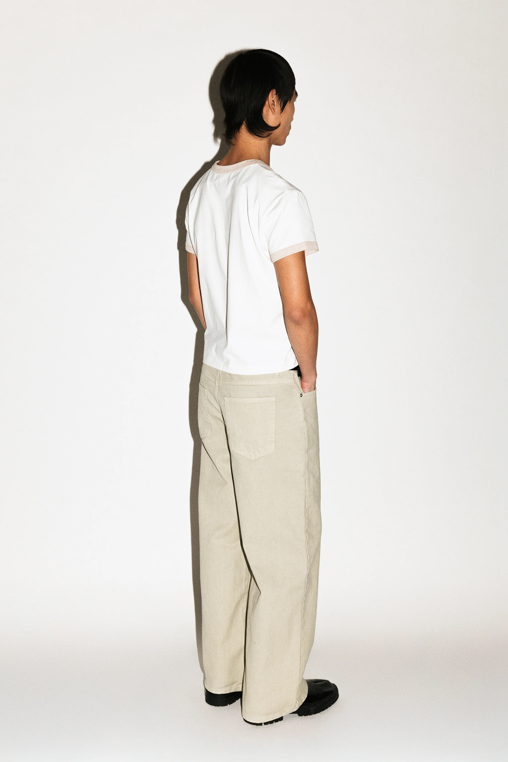 Bronson Low-Rise Relaxed Straight-Leg Jeans - Image 11