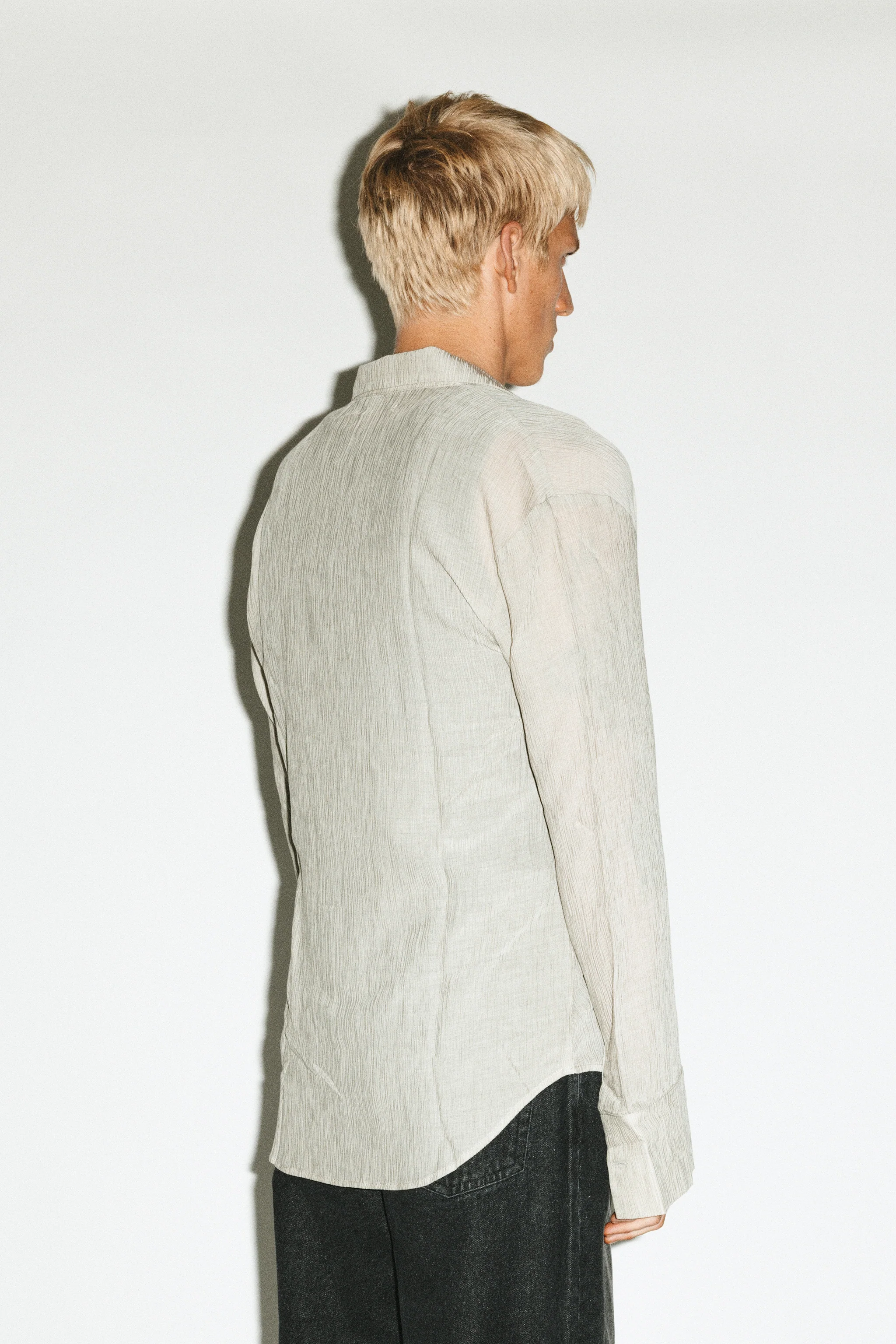 Del Aire Semi-Sheer Gauze Button Up - Image 10