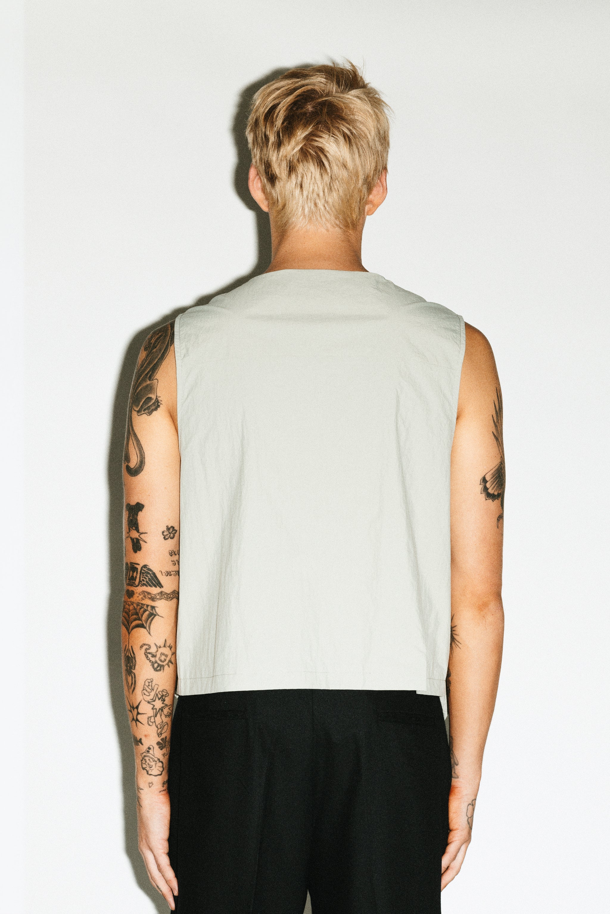 Elysian Utility Cargo Vest - Image 9