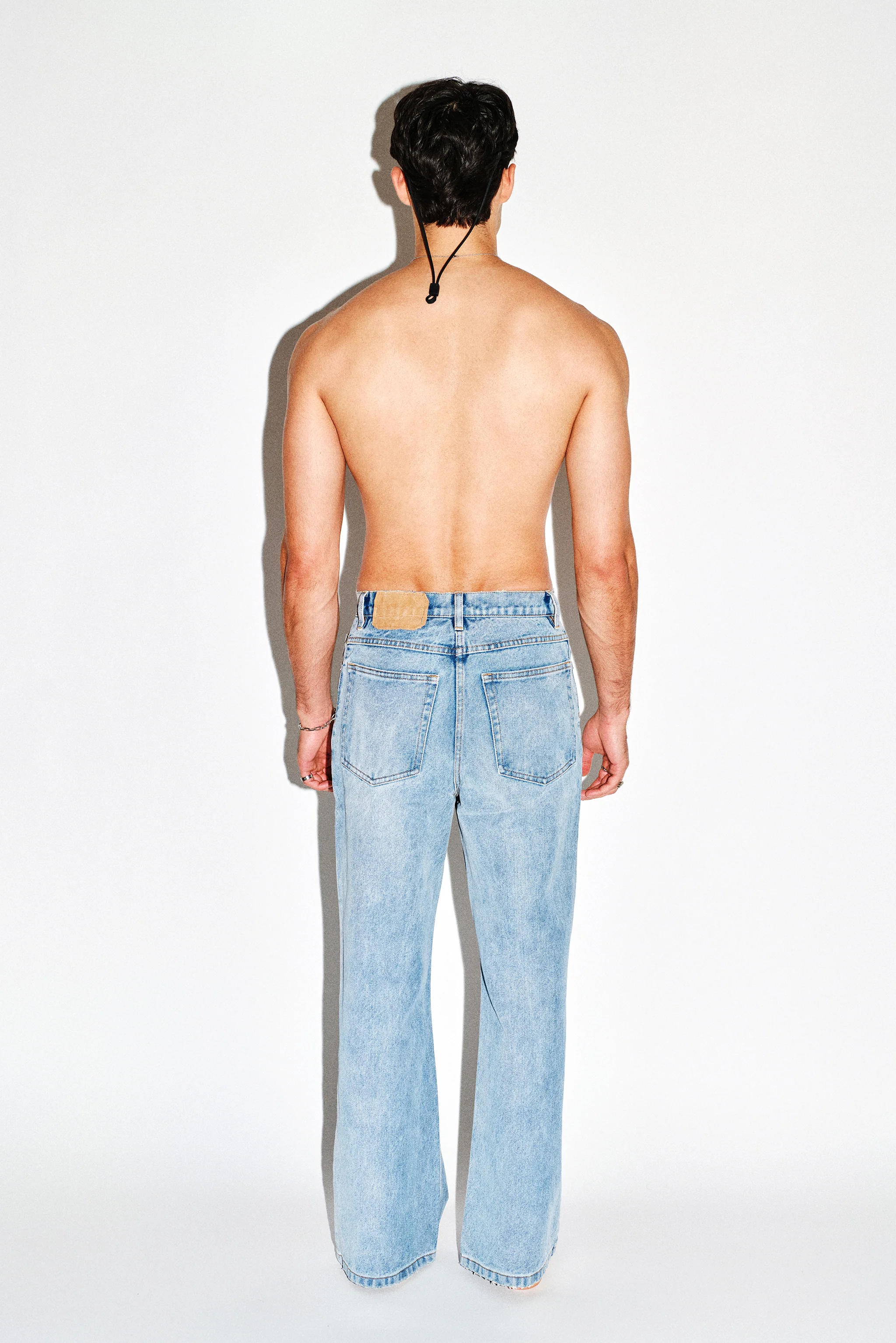 Hollyridge Relaxed Bootcut Jeans - Image 17
