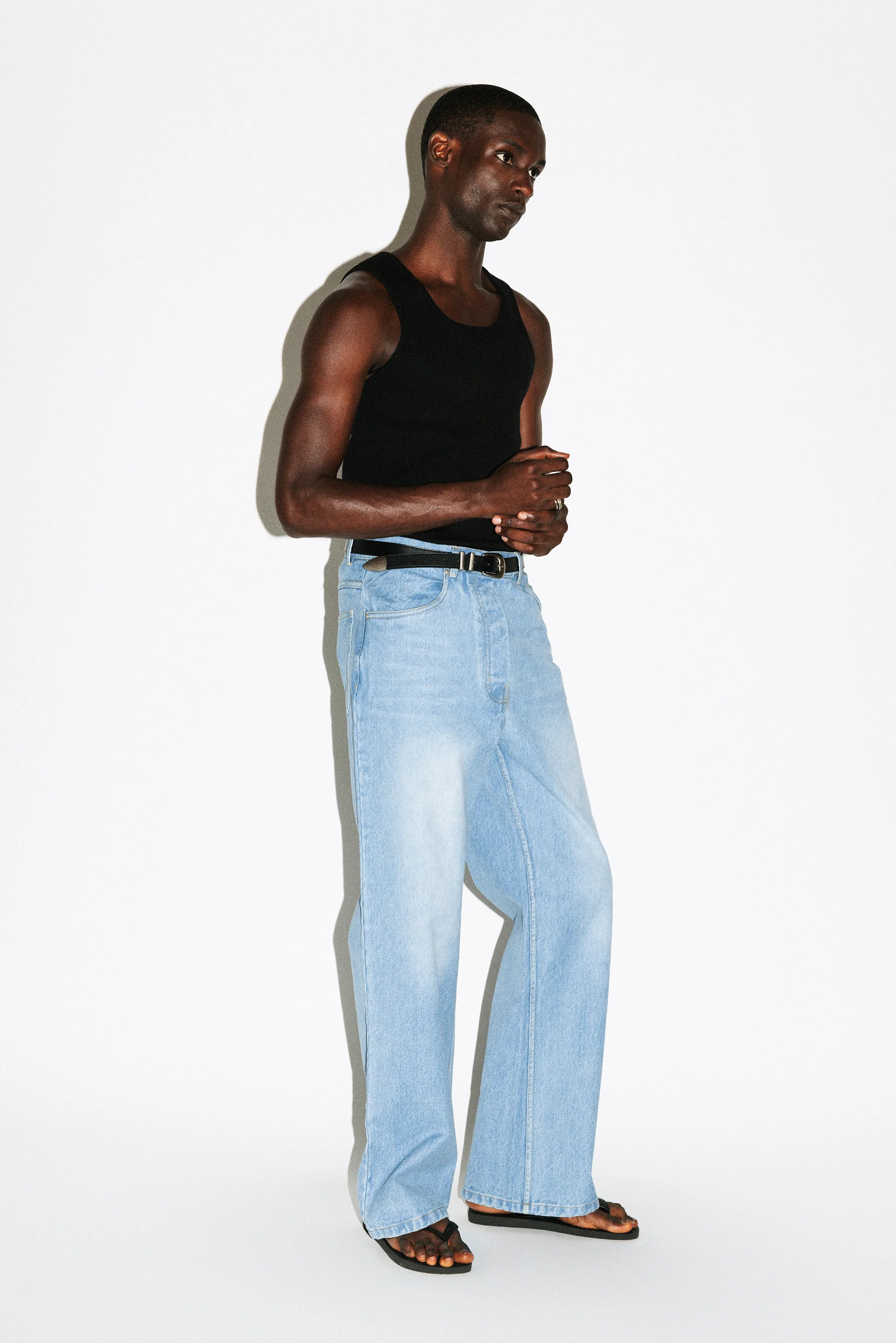 Hollyridge Relaxed Bootcut Jeans - Image 19