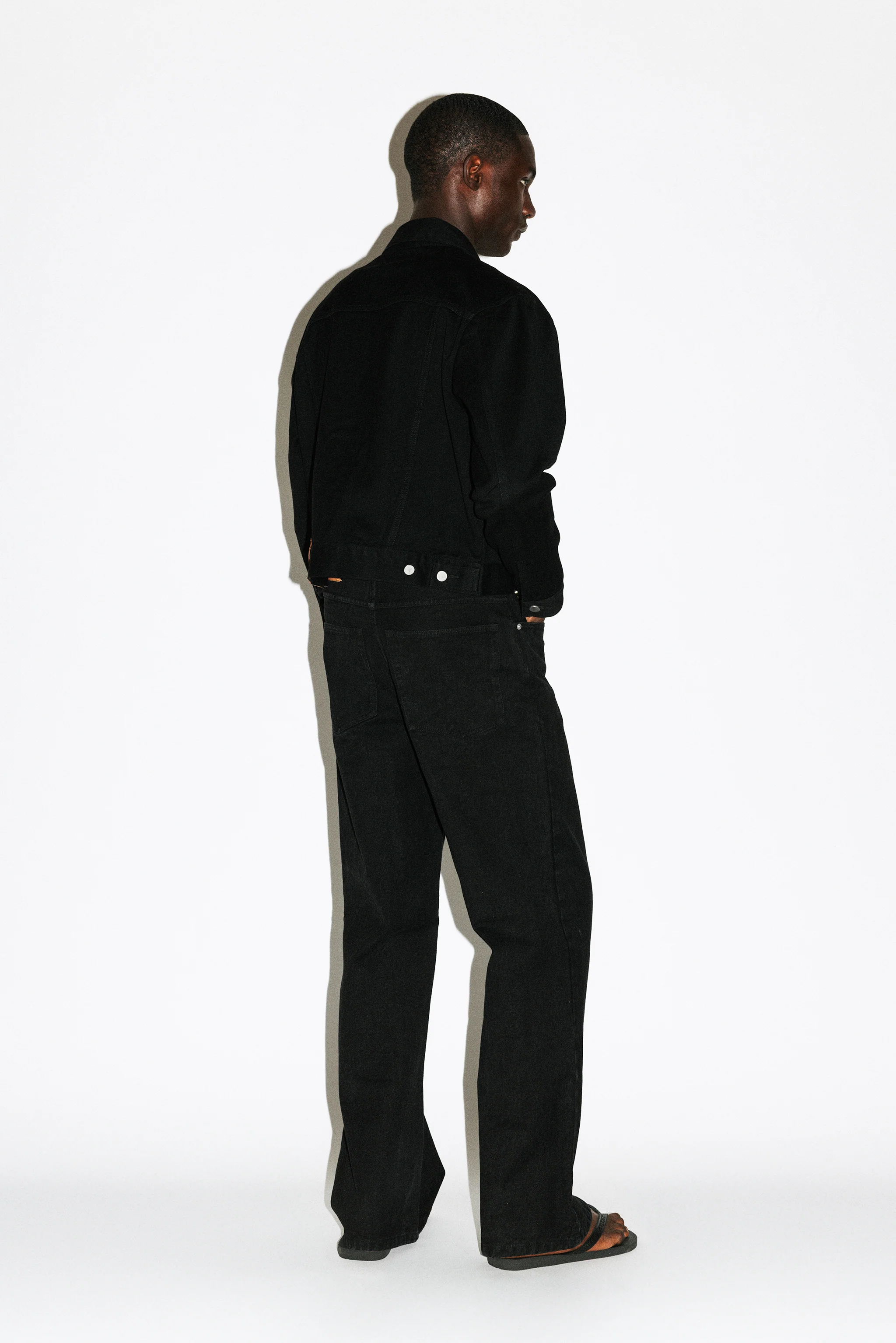 Hollyridge Relaxed Bootcut Jeans - Image 4
