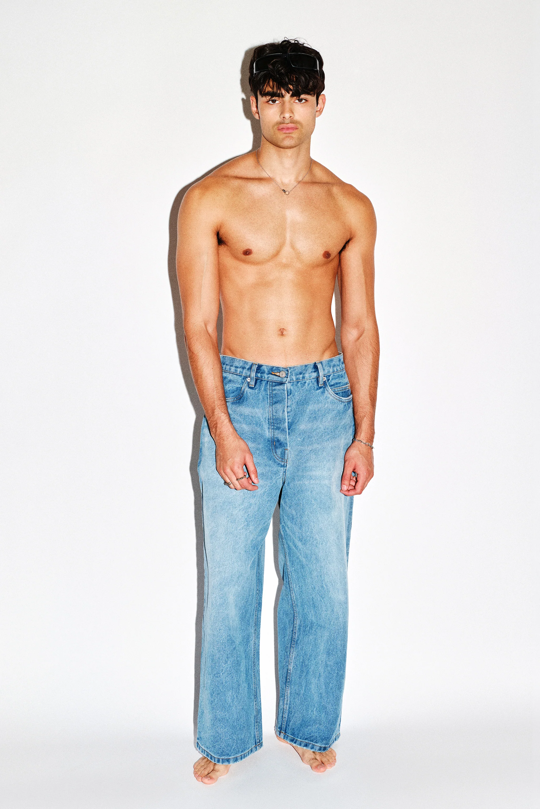 Laurel Relaxed Wide-Leg Jeans - Image 13