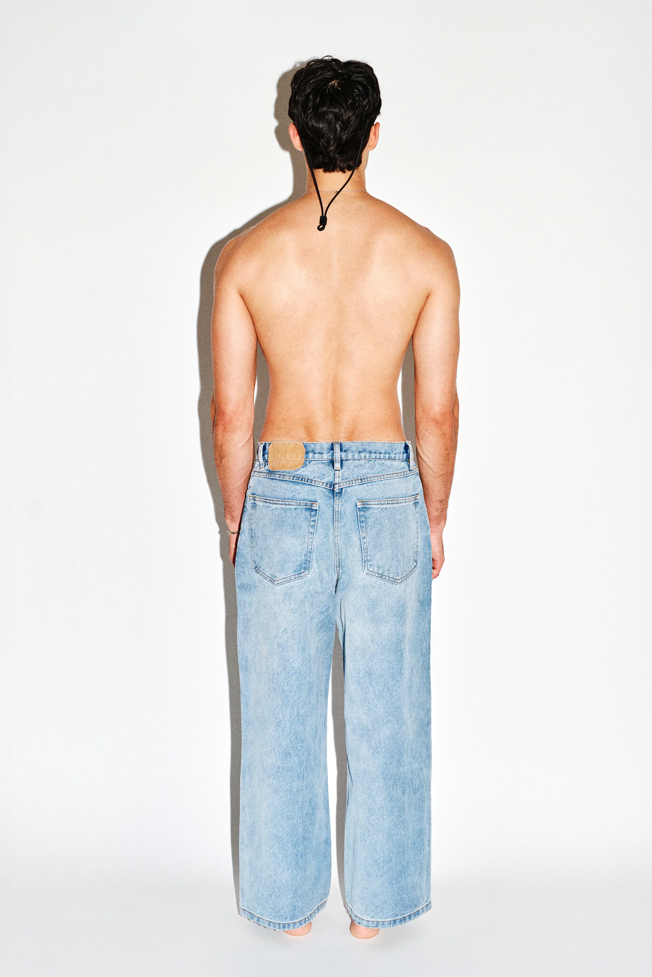 Laurel Relaxed Wide-Leg Jeans - Image 20