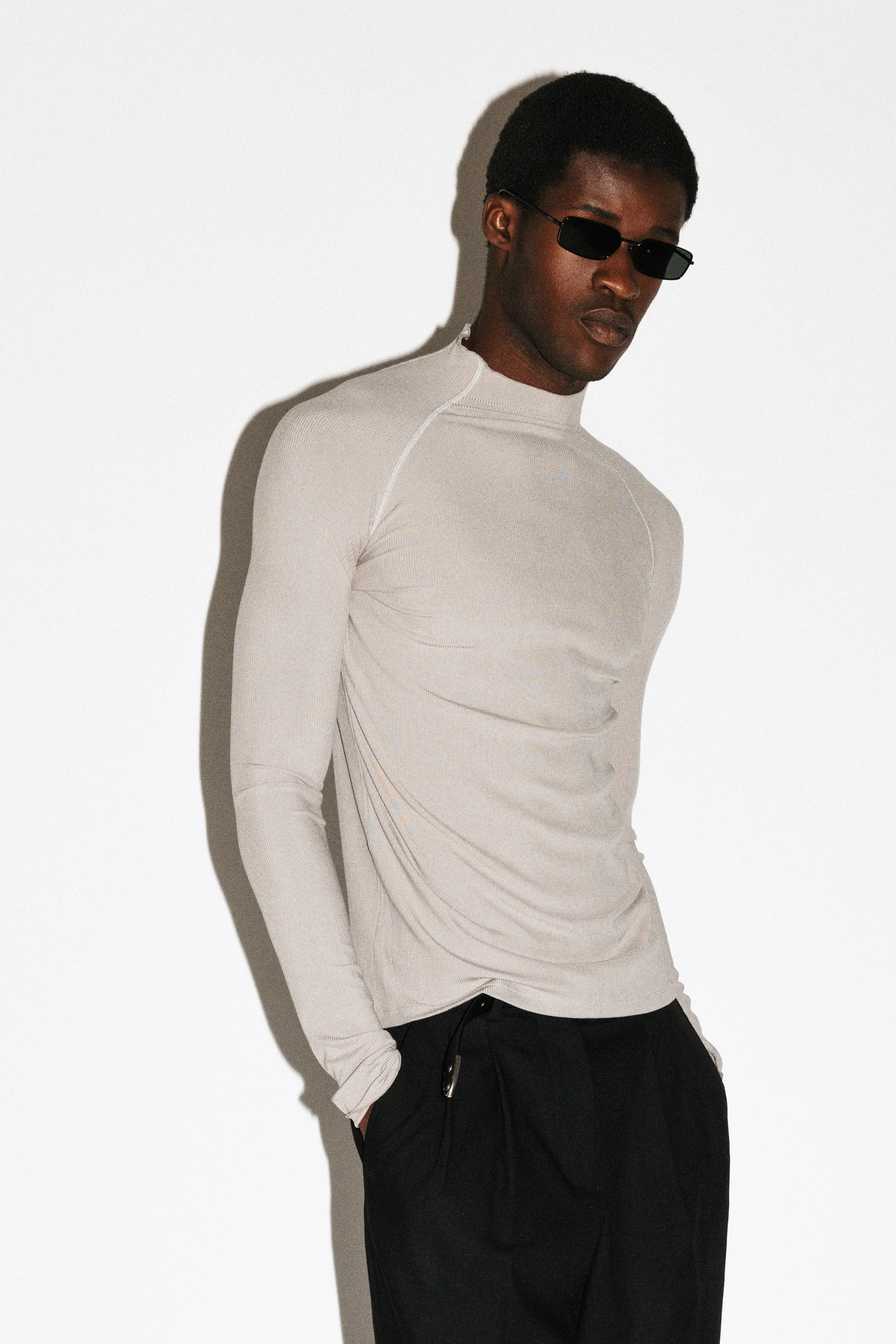 Lloyd Slim Mockneck - Image 15