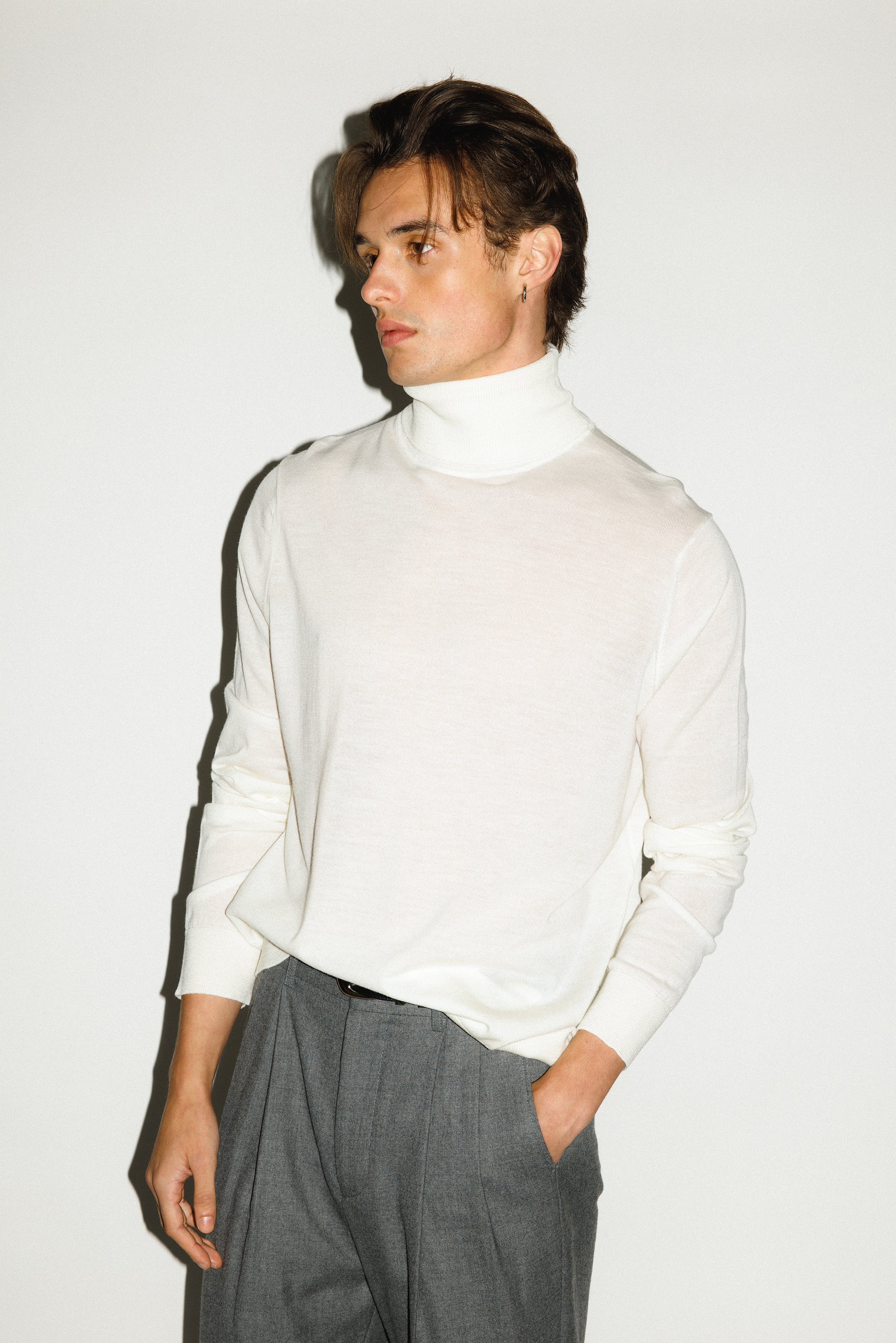 Norton Vintage-Fit Turtleneck - Image 8