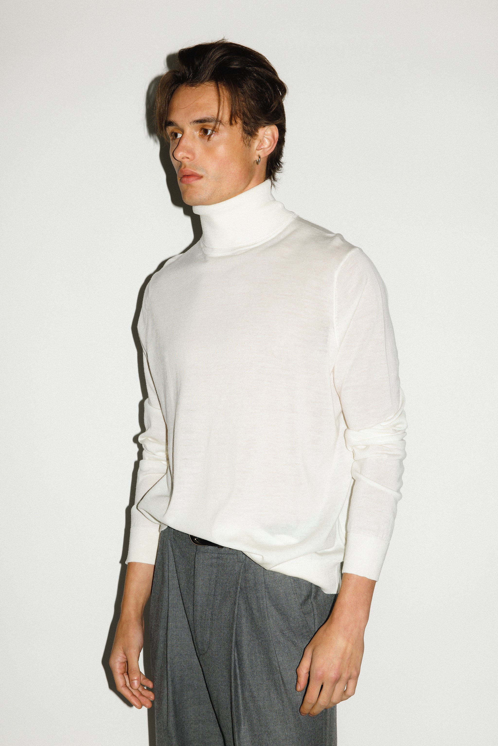 Norton Vintage-Fit Turtleneck - Image 9