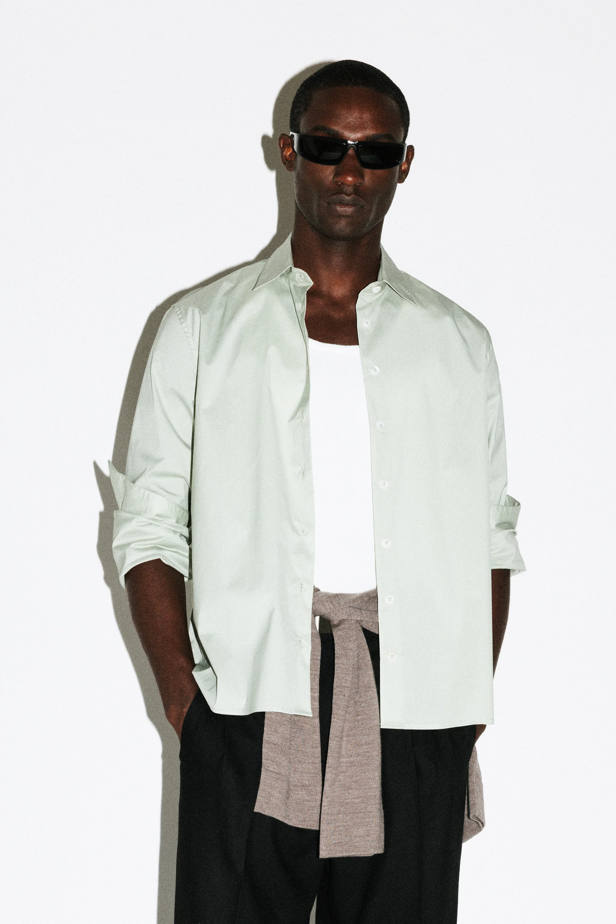Rexford Classic Button Up Shirt - Image 22