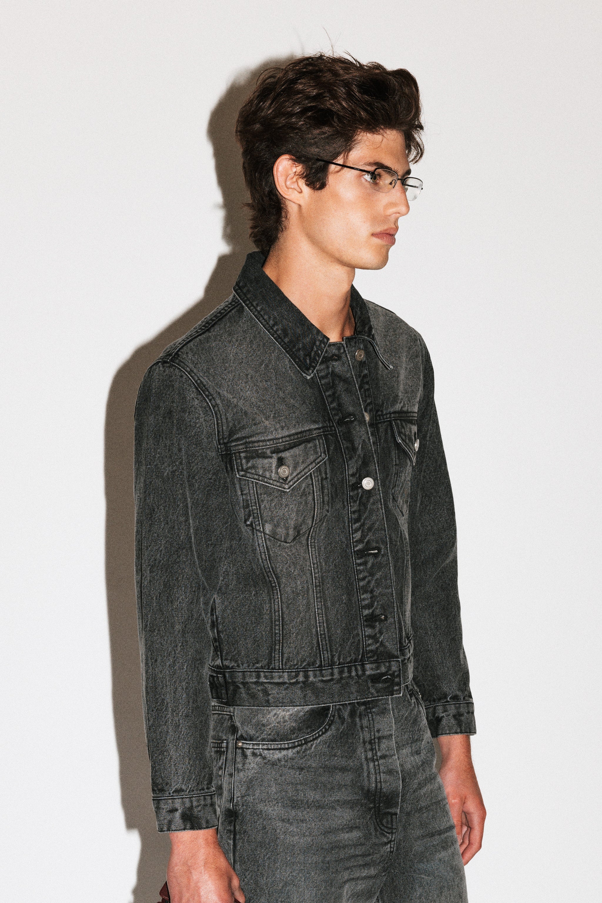 Runyon Fitted Western Denim Jacket - Image 6