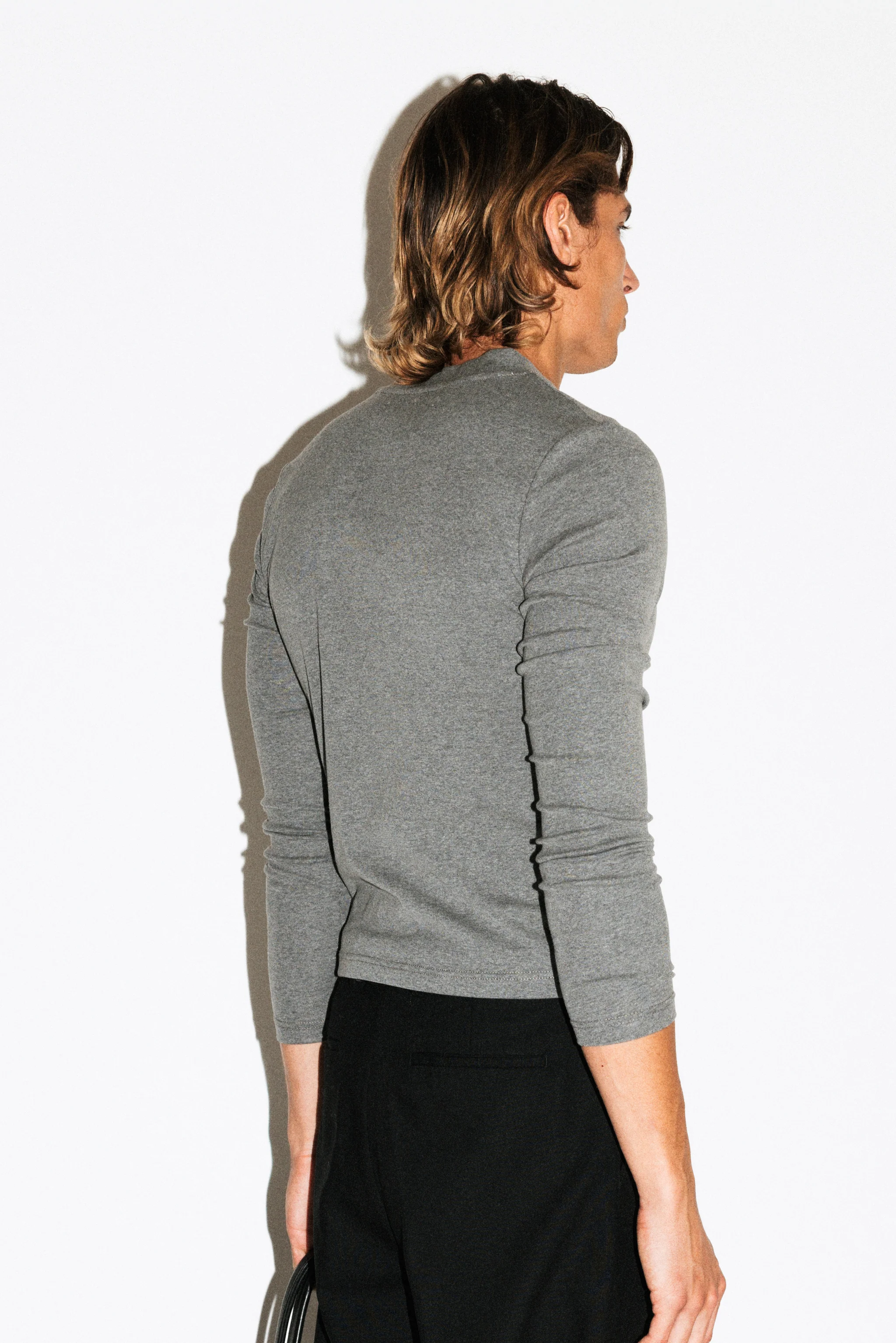 Scott Slim Long Sleeve V-Neck Tee - Image 7