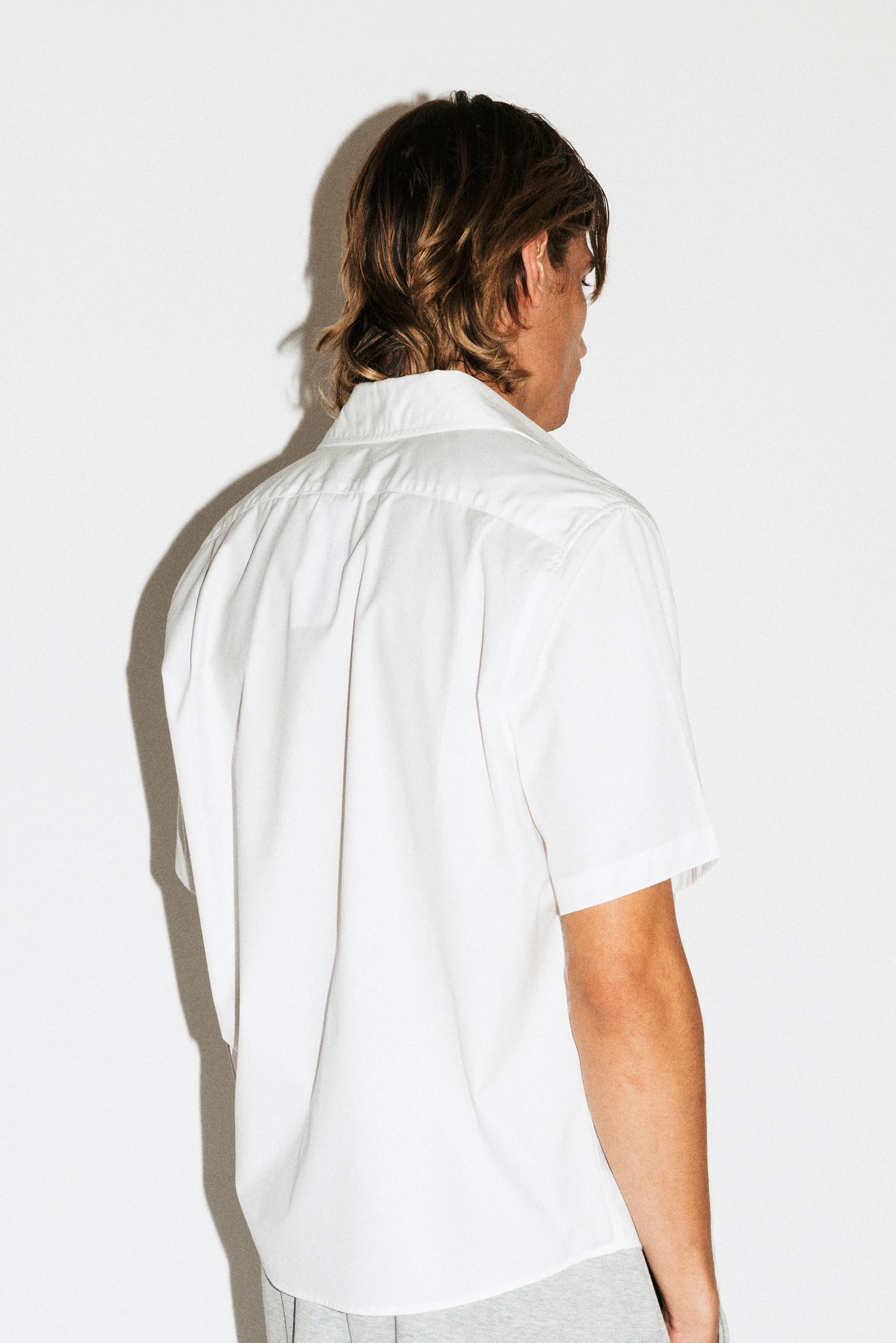Zephyr Boxy Short-Sleeve Button Up Shirt - Image 4